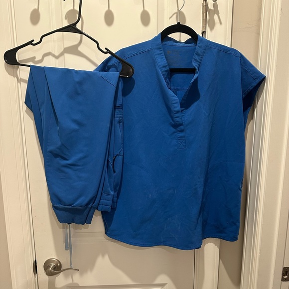 Tops - Figs Royal Blue Scrub Set. EUC